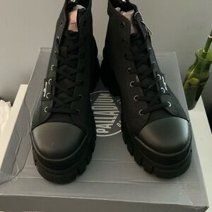 Palladium Women’s Black Revolt Hi Tx